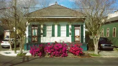 Main picture of 447 Elmira Ave