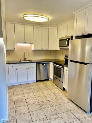 Main picture of 5499 Paradise Dr