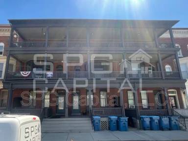 Main picture of 1042 W Market St