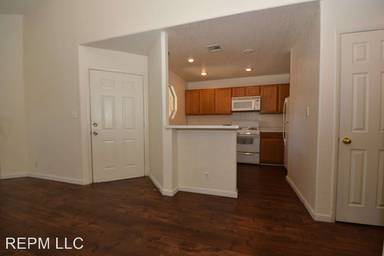 Main picture of Vizcaya at the Trails