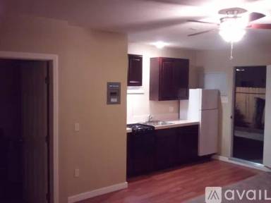 Main picture of 318 N Parker St