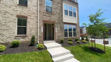 Main picture of 2550 Verona Pl