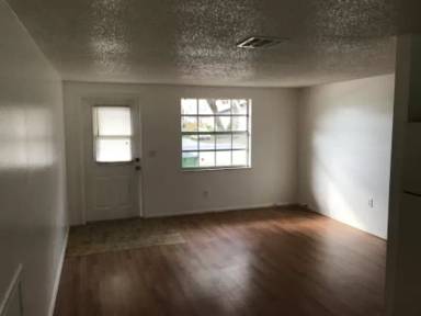 Main picture of 4846 5th St