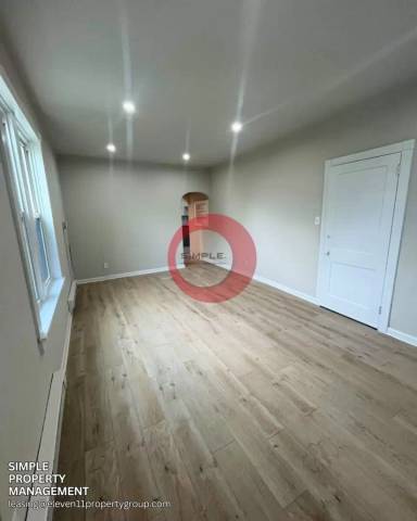 Main picture of 563 Chestnut St