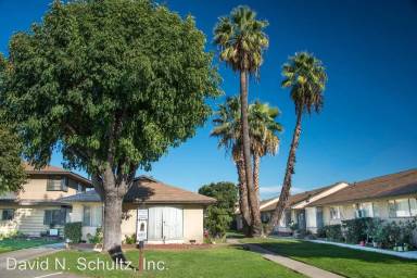 Main picture of 312 N Atlantic Blvd