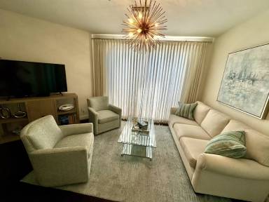 Main picture of 365 5th Ave S