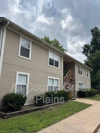 Main picture of 632-638 Lakehurst Dr