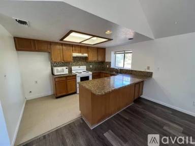 Main picture of 12410 Peach Ln