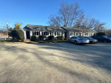 Main picture of 40 Willowbrook Dr NW