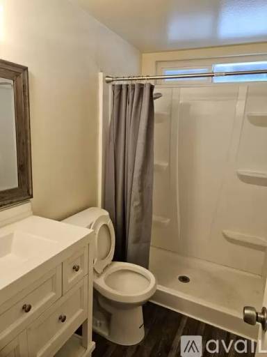 Main picture of 4978 Park Pl