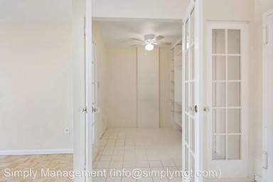 Main picture of River Place North