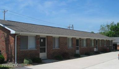 Main picture of 2115 N Center St
