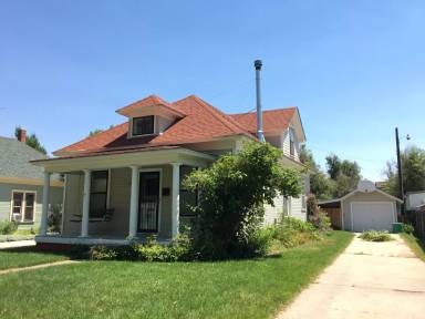 Main picture of 320 N Sherwood St