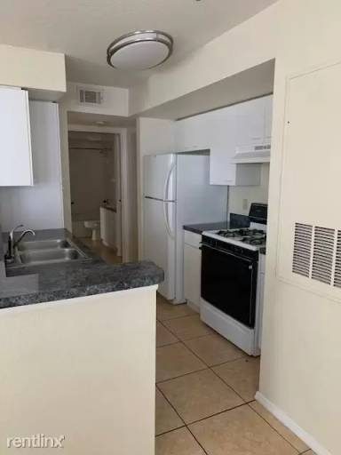 Main picture of 1611 Columbia Arms Cir