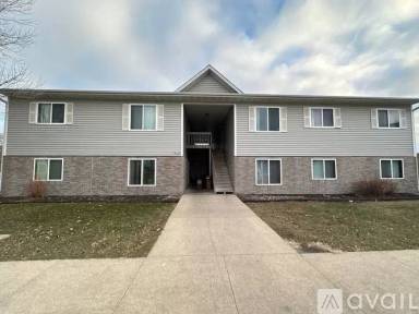 Main picture of 100 12th St SW