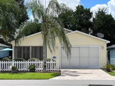 Main picture of 1520 Lozano Ave