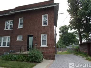 Main picture of 341 W Harrison Ave