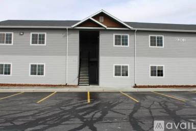 Main picture of 665 Heyburn Ave