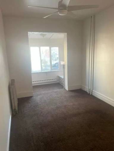 Main picture of 1106 W Tilghman St