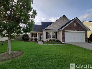 Main picture of 143 Charlesfort Way