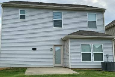 Main picture of 616 Spencer Ln