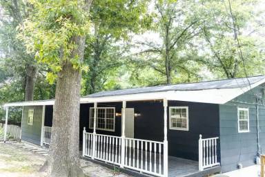 Main picture of 435 Montclair Dr