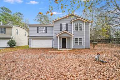 Main picture of 814 Mt Holly Huntersville Rd