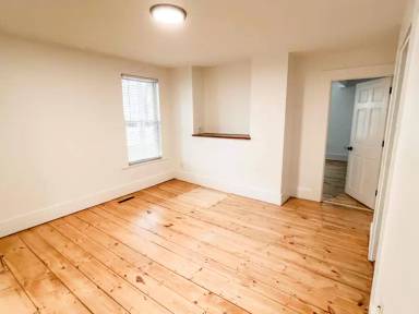 Main picture of 10 Myrtle St