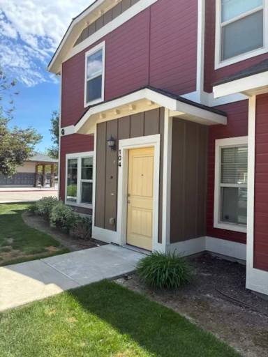Main picture of Sawtooth Village Apartments