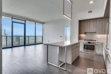 Main picture of Lakeside On the Park Condo