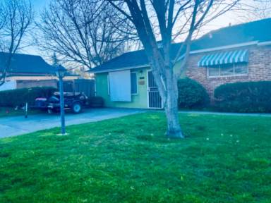 Main picture of 1225 S Sowell St