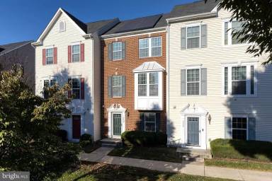 Main picture of 9462 Paragon Ct