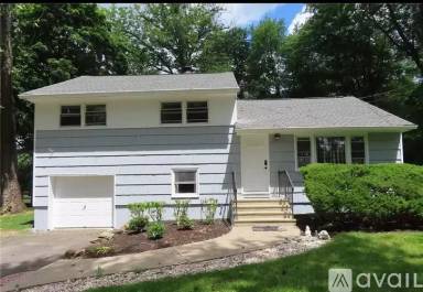 Main picture of 285 River Rd