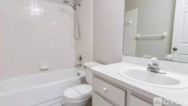 Main picture of 2414 Timbercreek Loop E