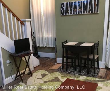 Main picture of 716 E Henry St