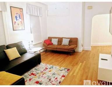 Main picture of 10 Riverdale St