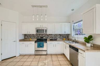 Main picture of 17905 Maxa Dr