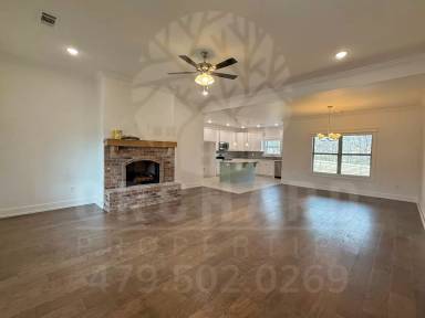 Main picture of 2482 Buckside St