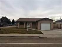 Main picture of 2402 Hillcrest Ln