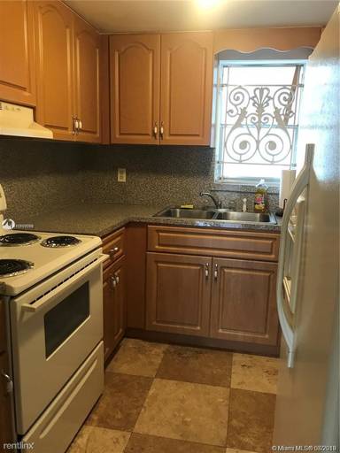 Main picture of 1701 Washington St