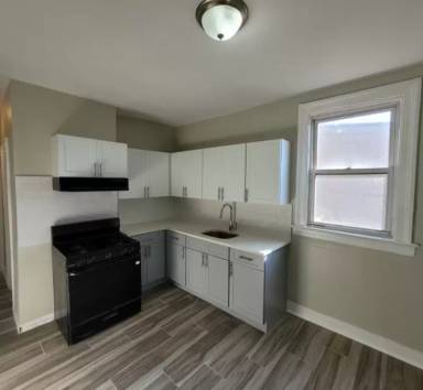 Main picture of 429 S 6th St