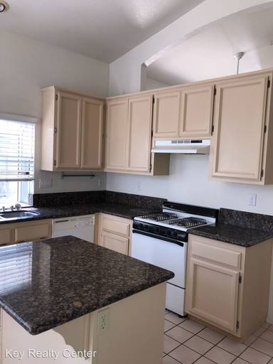 Main picture of 5245 Stoney Creek Way