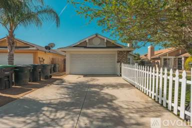 Main picture of 695 Clearwater Dr