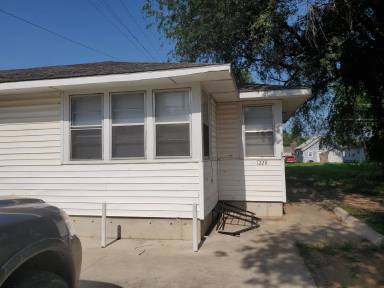 Main picture of 1228 N 13th St