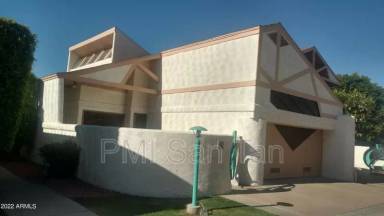 Main picture of 33 W Missouri Ave