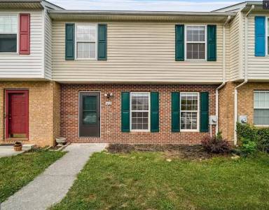 Main picture of 610 Emily Ln