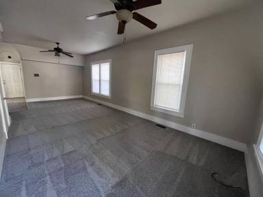 Main picture of 2124 N Arkansas Ave