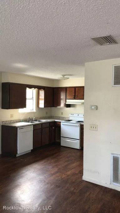 Main picture of 1184 Rosedale Dr