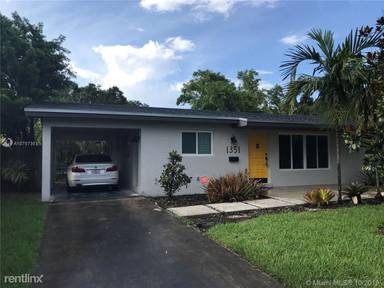 Main picture of 1351 SW 32nd St