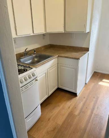 Main picture of 52 Baltic Ave